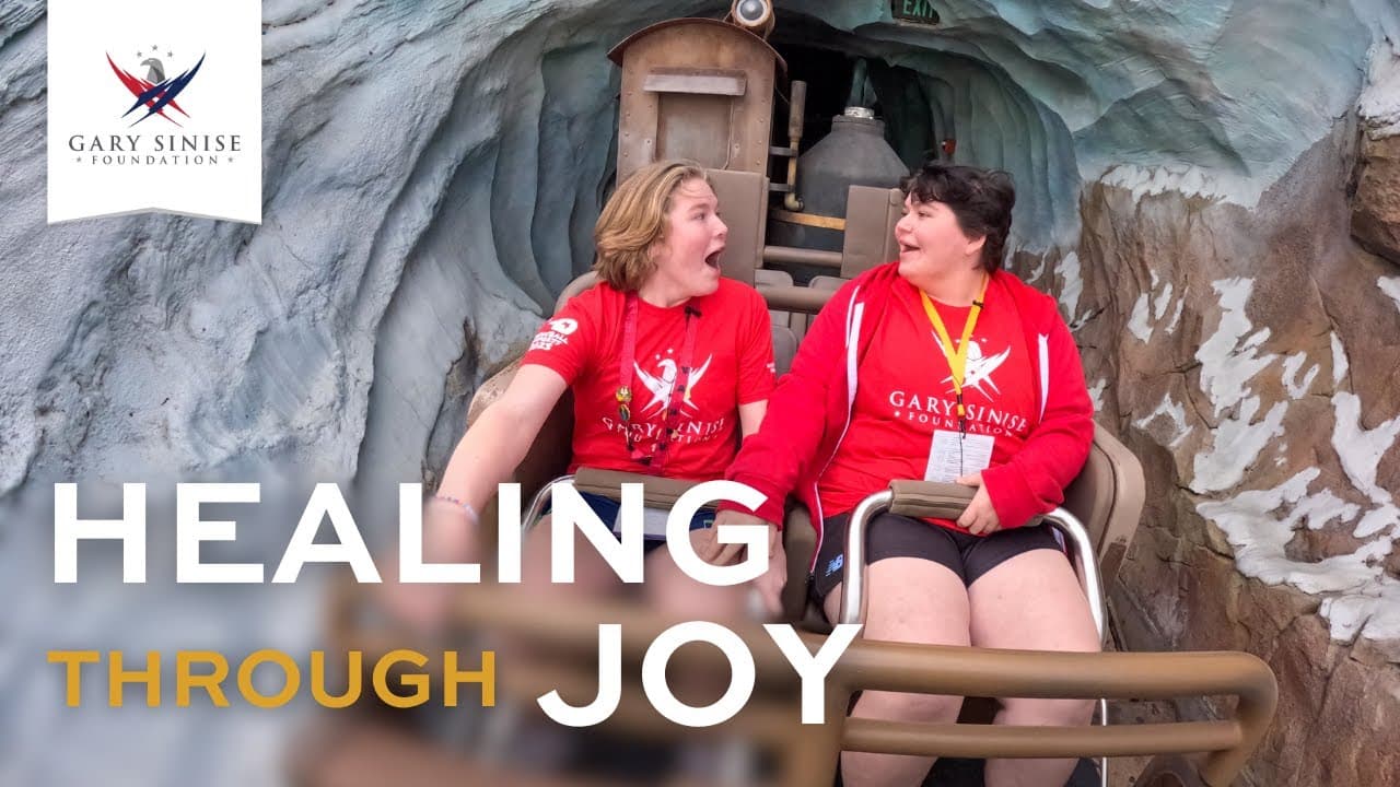 Gary Sinise Honors Family of Fallen Maryland Police Officer