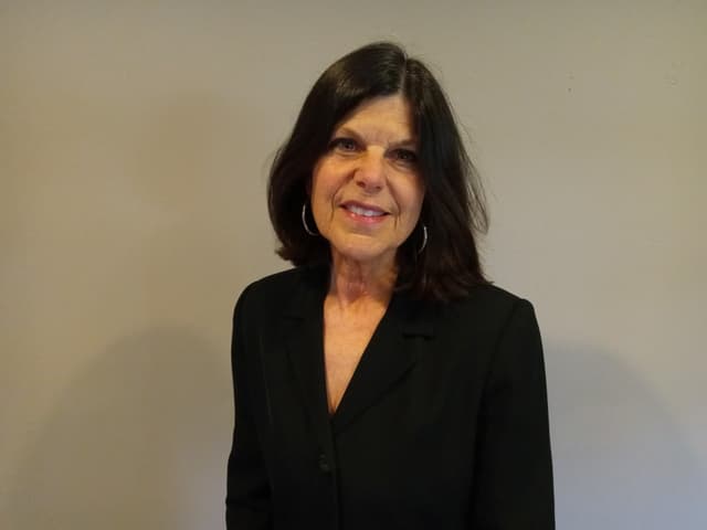 Beth Dolan