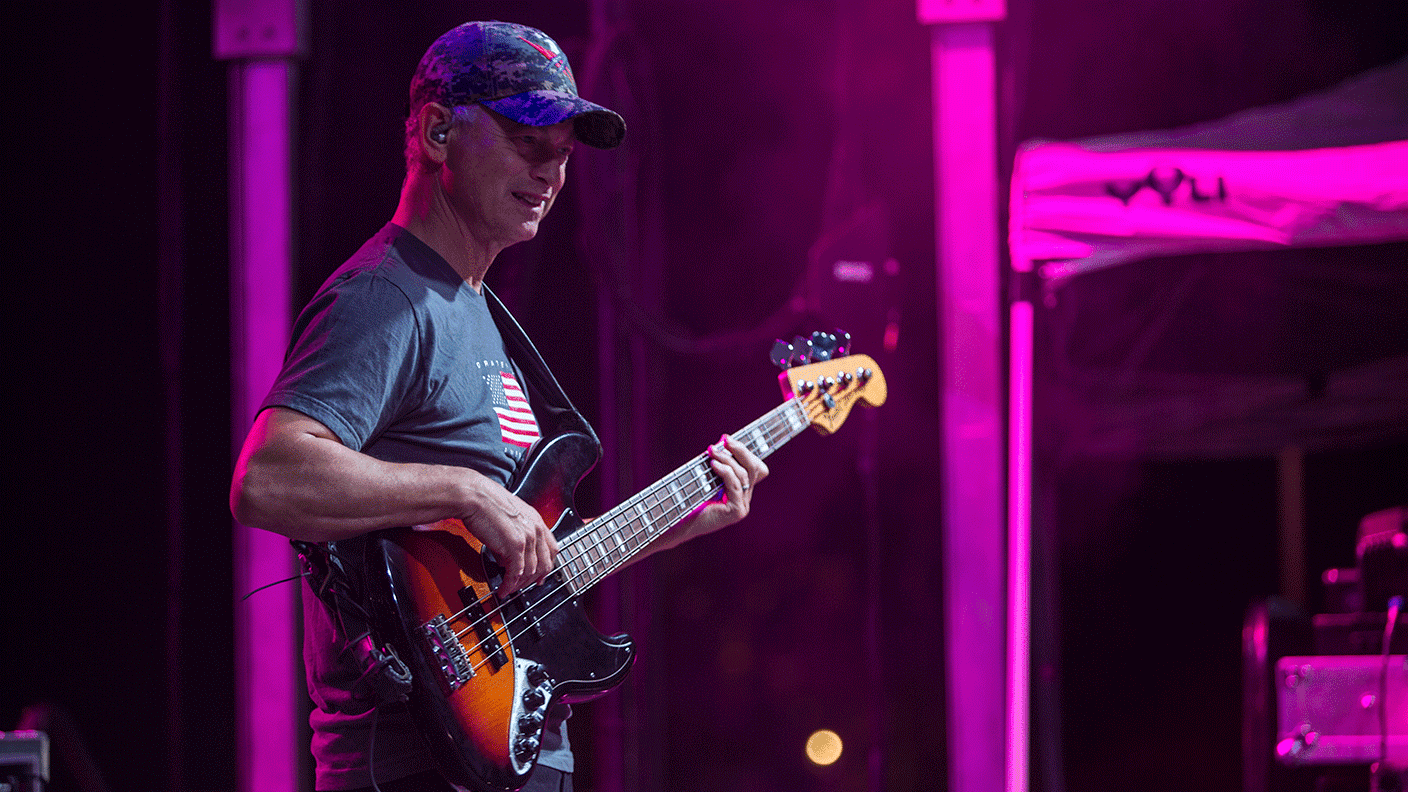 Gary Sinise and The Lt. Dan Band Illuminate Camp Pendleton on Friday the 13th